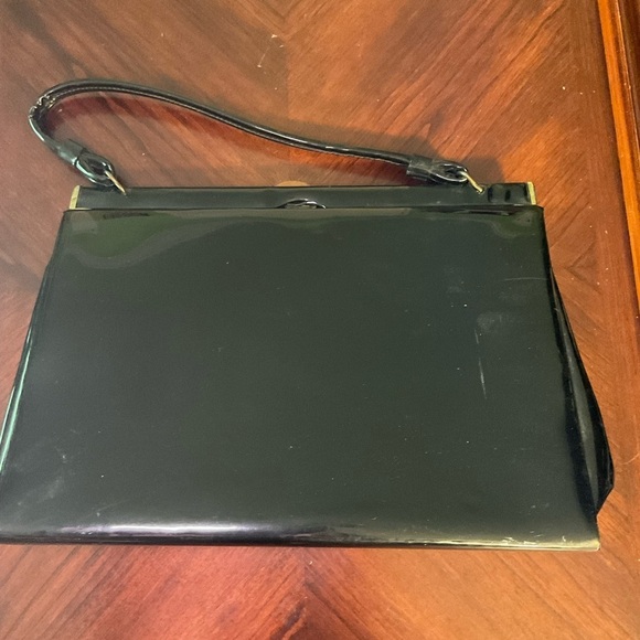 Garay Handbags - Garay Vintage Black Patent Leather Purse. Structured. Large.